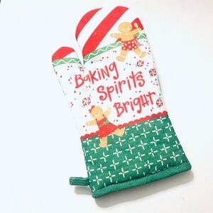SHANNON ROAD Holiday Oven Mitt, green and red